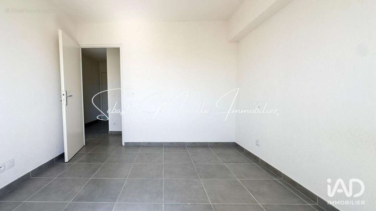 Photo 4 - Appartement à NIMES