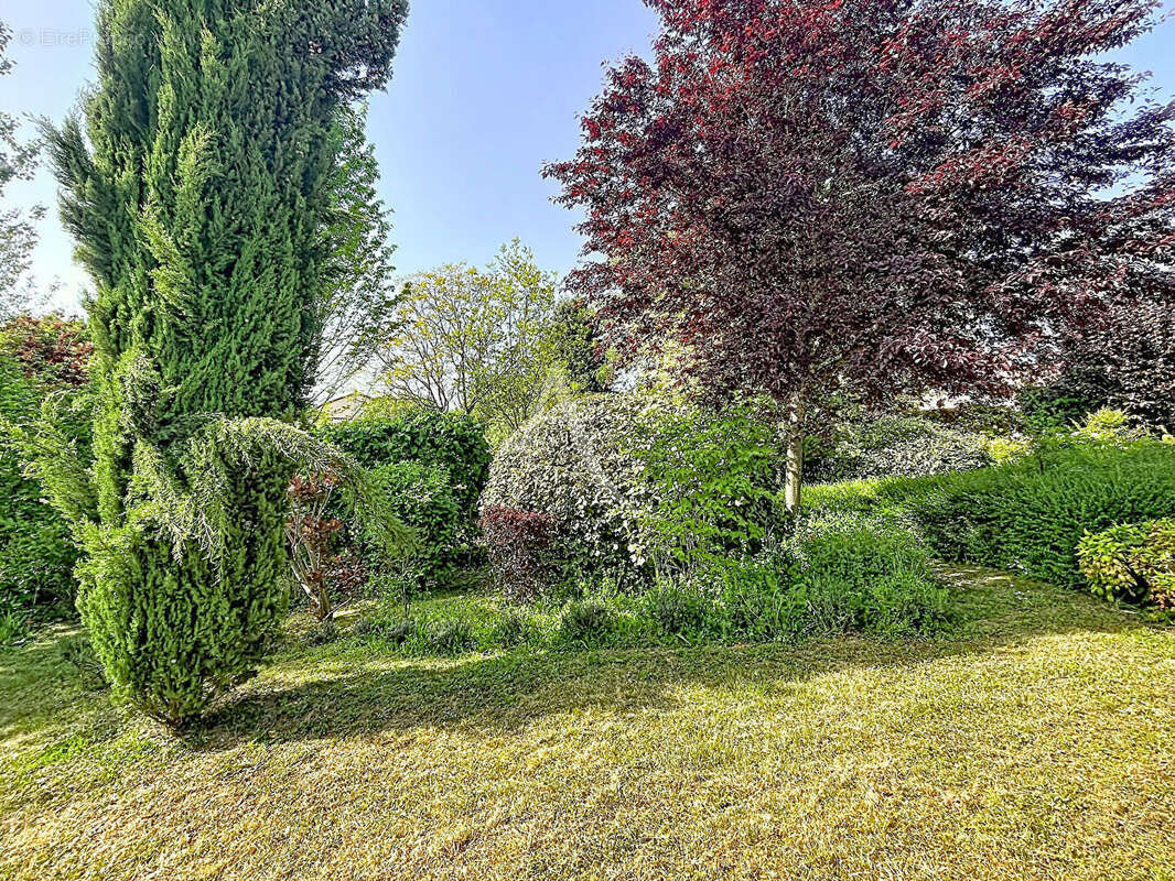 Maison à PRAYSSAC