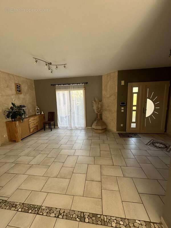 Maison à REVIGNY-SUR-ORNAIN