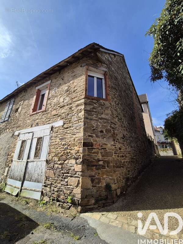 Photo 3 - Appartement à SAINT-YRIEIX-LA-PERCHE