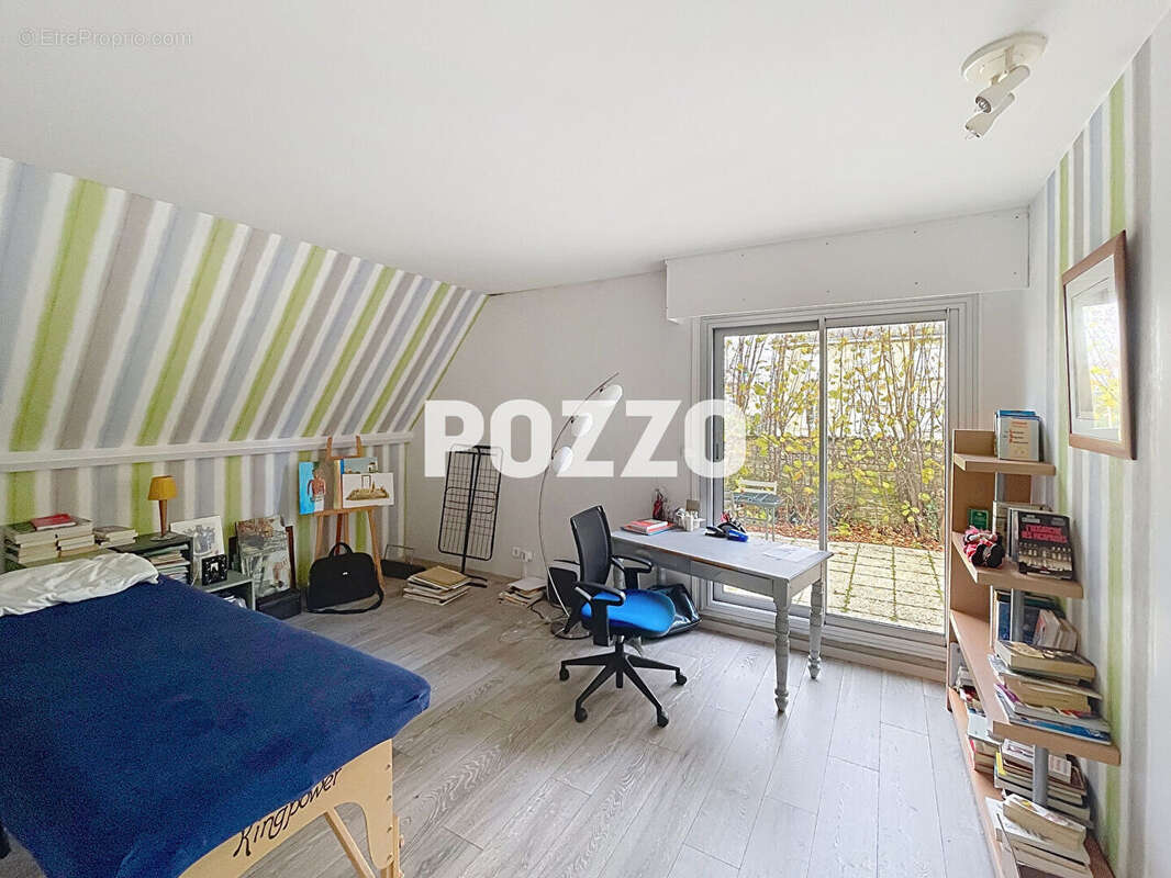 Maison à FLEURY-SUR-ORNE