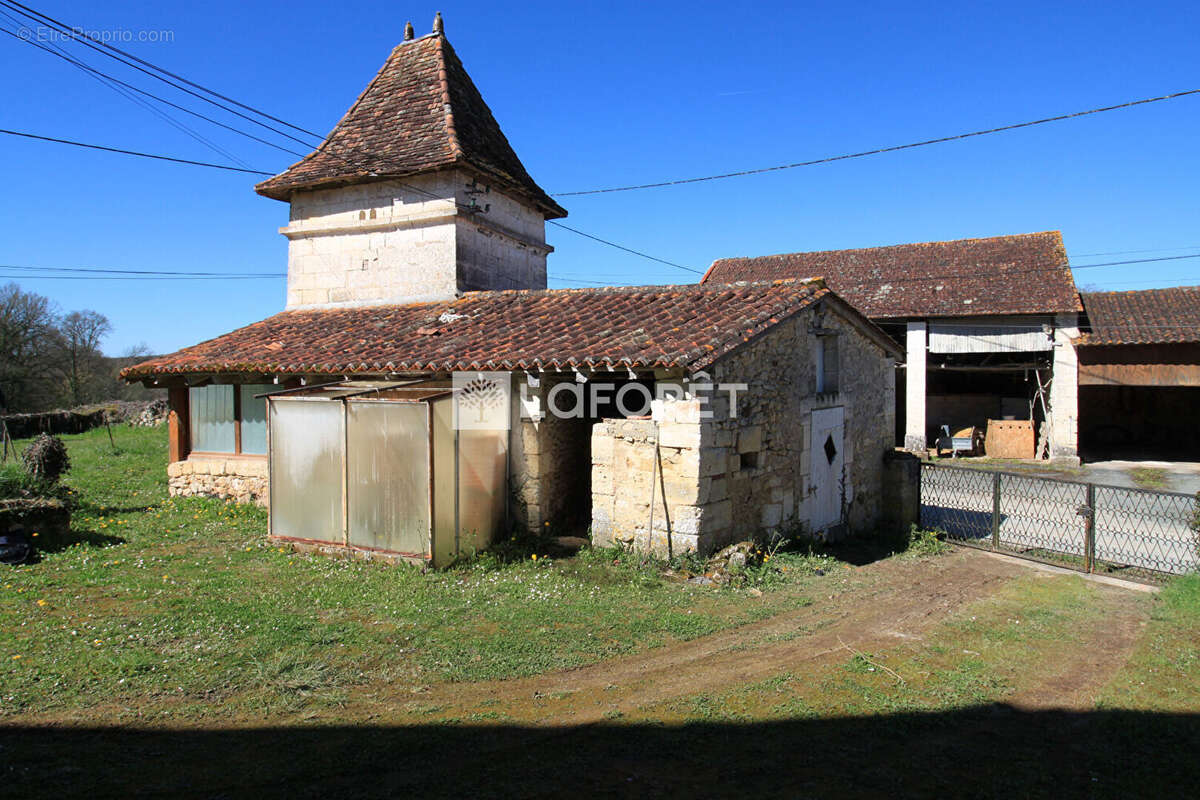 Maison à MAREUIL
