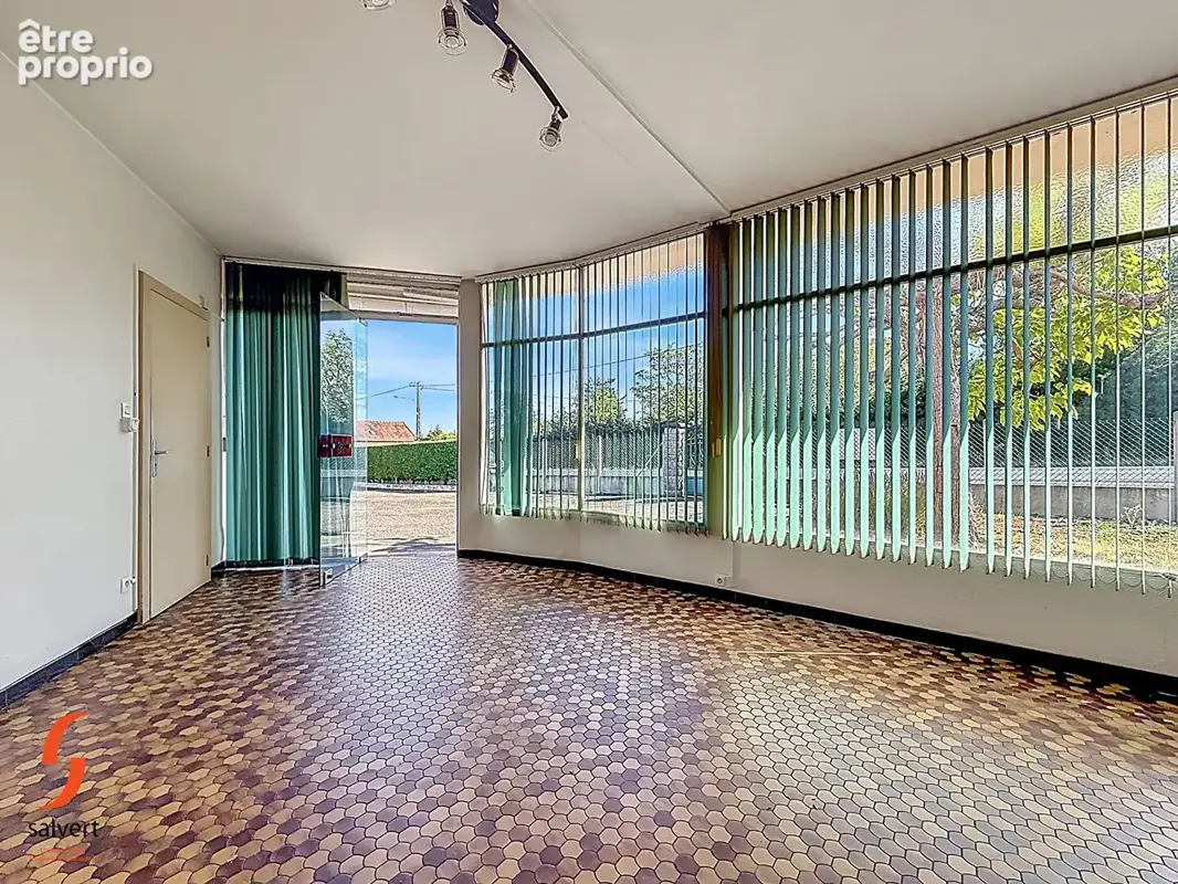 A vendre, Maison 4 chambres,  45 m² de garage - photo 4
