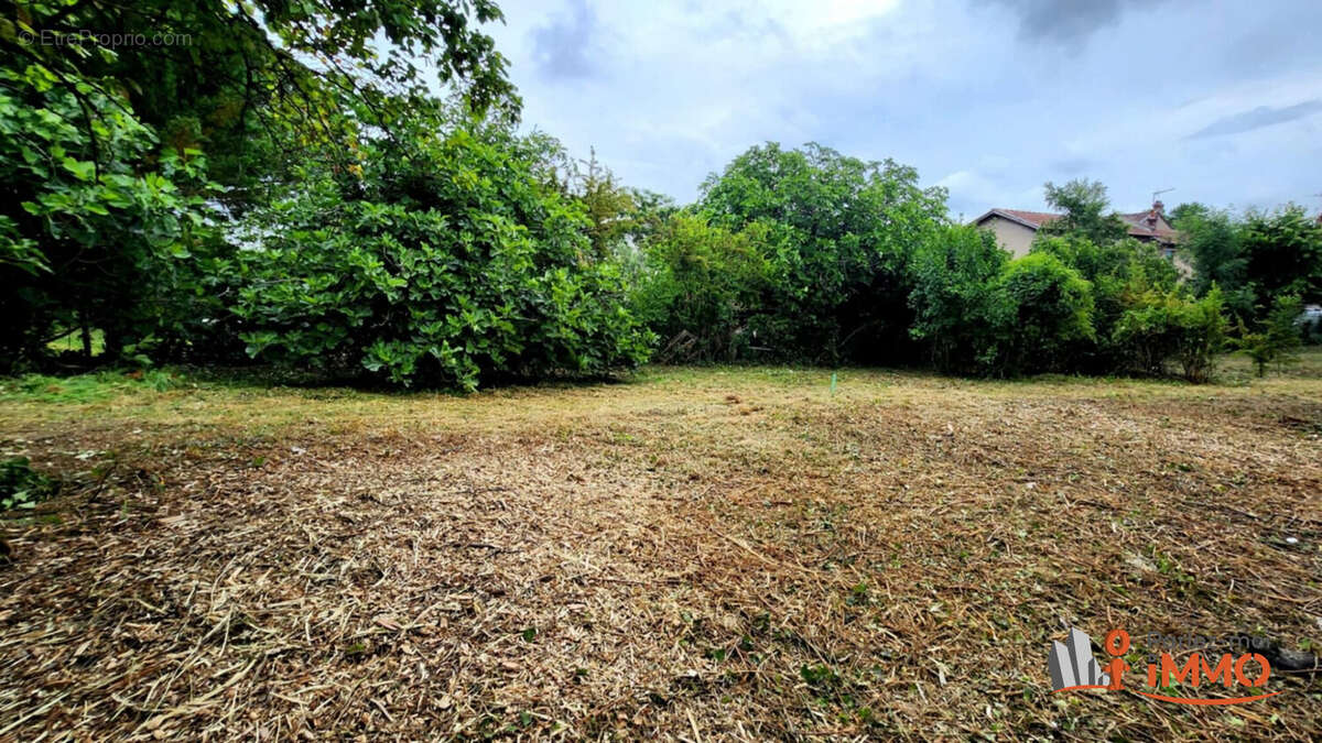 Terrain à GIVORS
