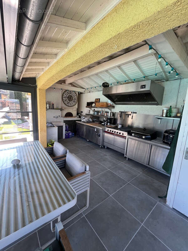 Maison à MONTMERLE-SUR-SAONE