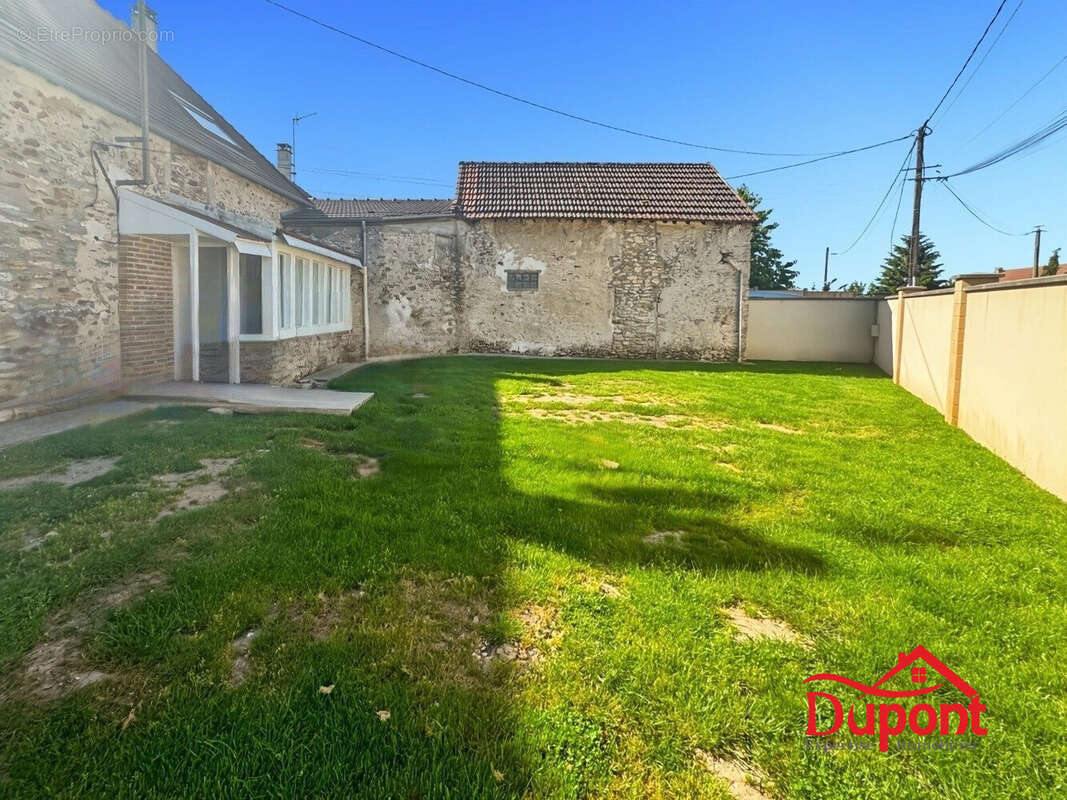 Maison à LA FERTE-GAUCHER