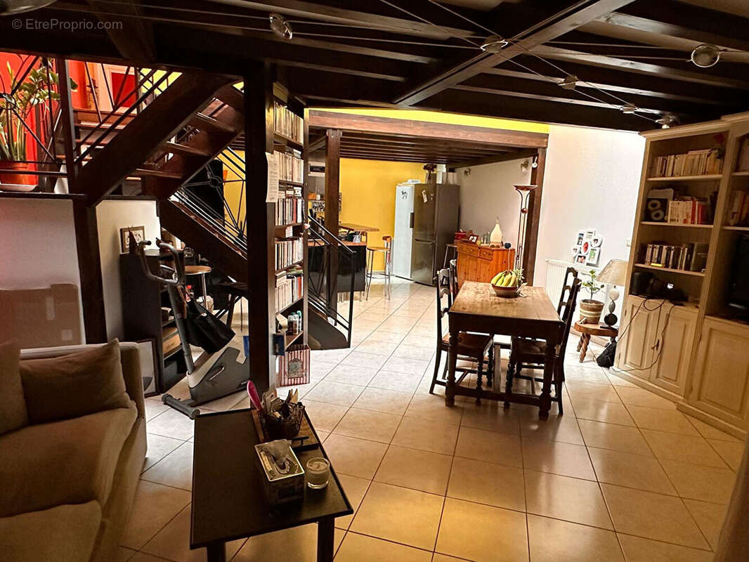 Appartement Vienne 3 pièce(s) 83.48 m2 - photo 2