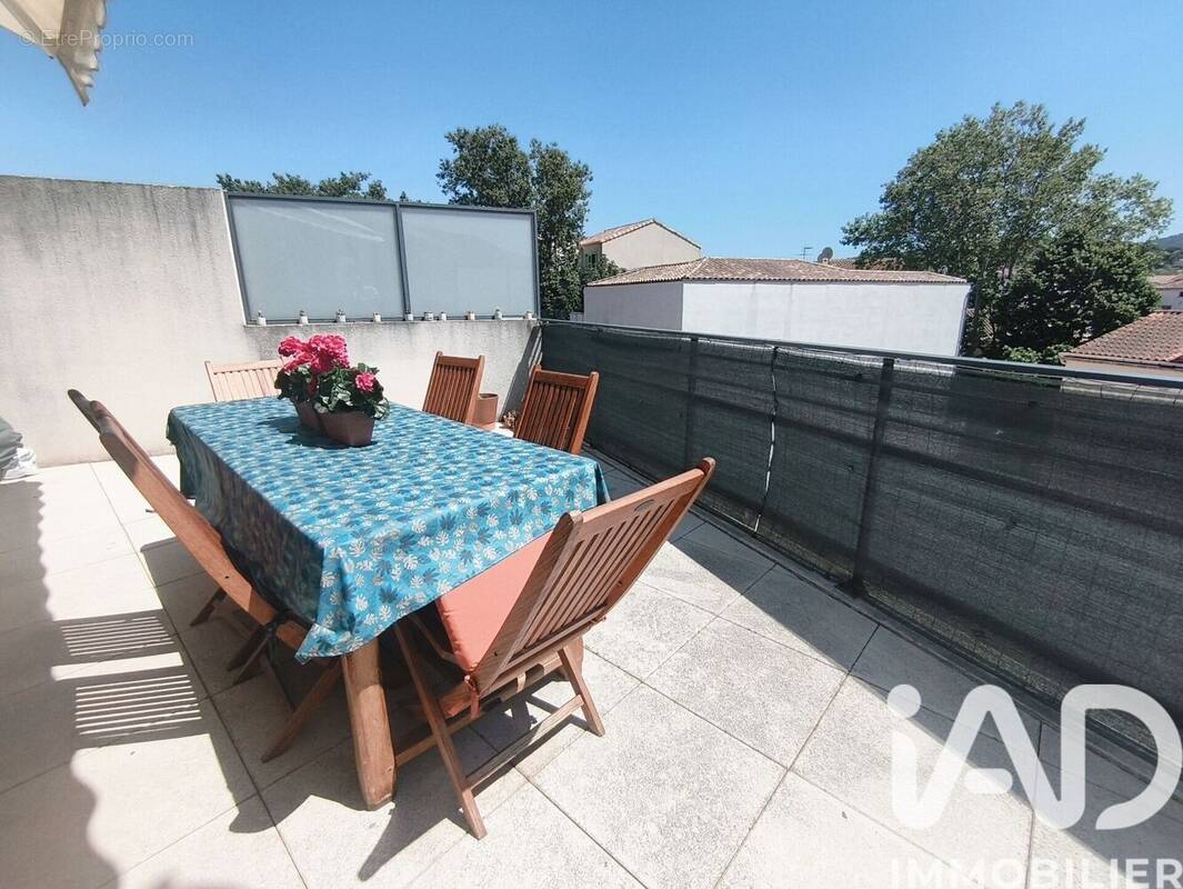 Photo 1 - Appartement à SIX-FOURS-LES-PLAGES