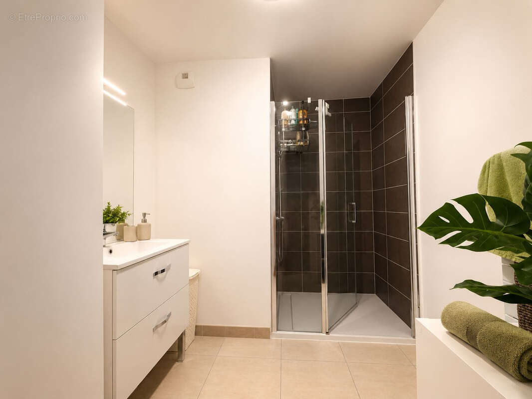 Appartement à LES SORINIERES
