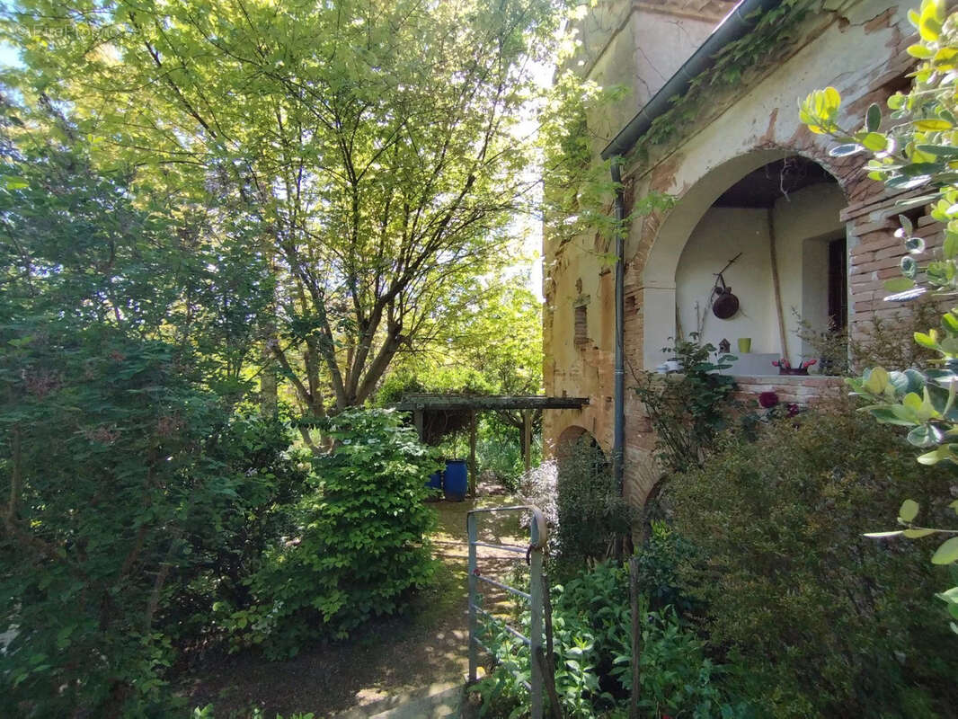 Maison à MOLIERES