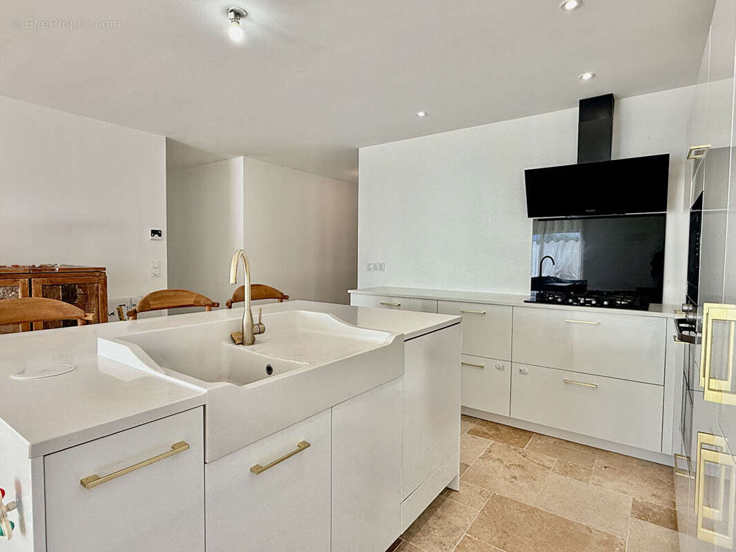 Maison à CHAMPNIERS