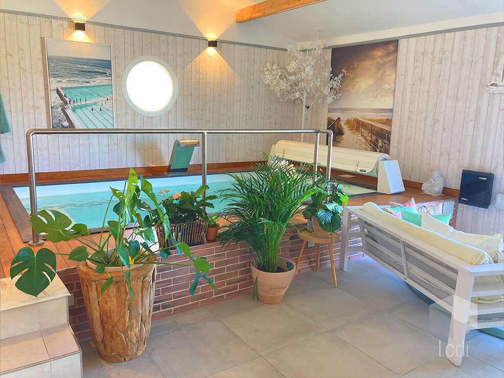 CHATEAUNEUF DU RHONE, maison 410 m2 avec piscine - photo 7