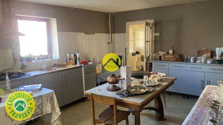 Maison à OUROUER-LES-BOURDELINS