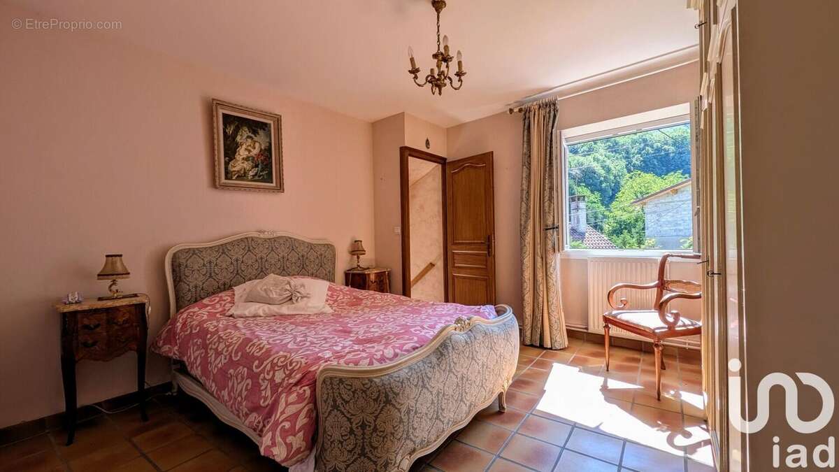 Photo 3 - Maison à VIF