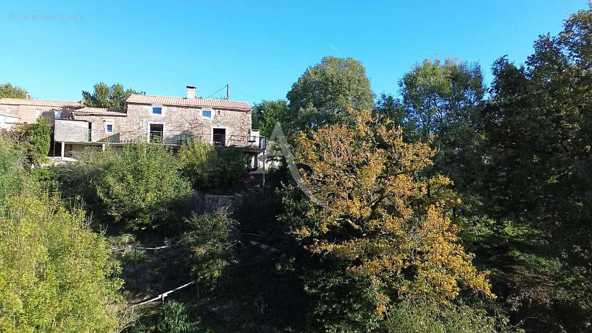 Maison à LA CHAPELLE-PALLUAU