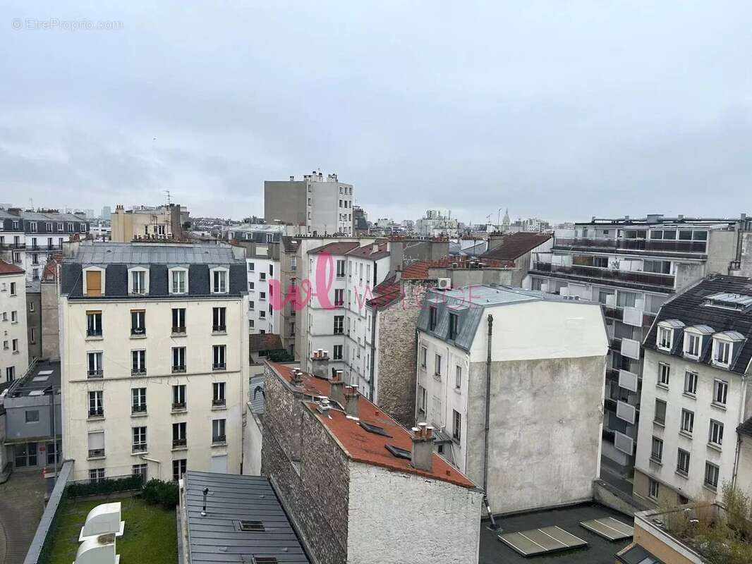 Appartement à PARIS-14E