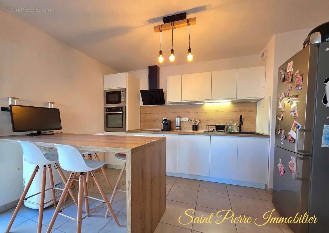 Appartement à PORT-DE-BOUC
