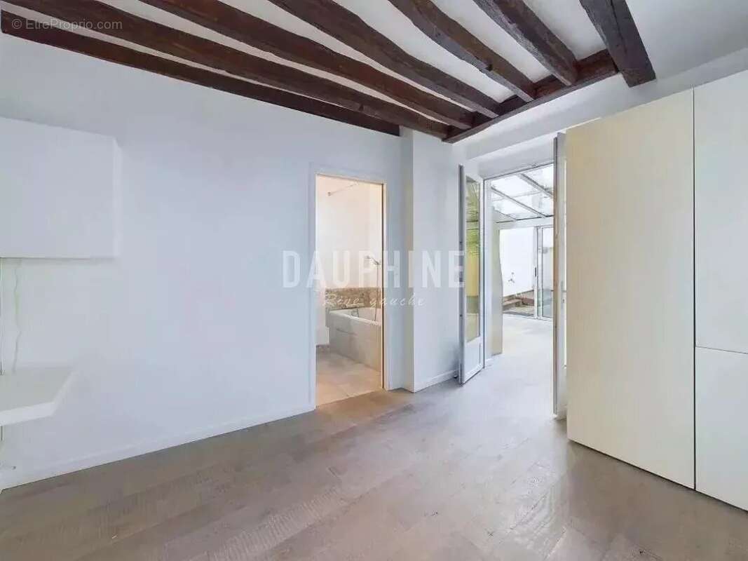 Appartement à PARIS-6E