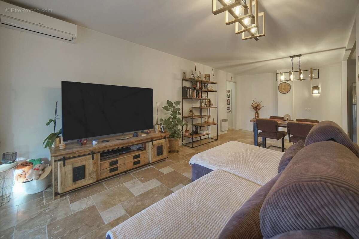 Appartement à LE CANNET