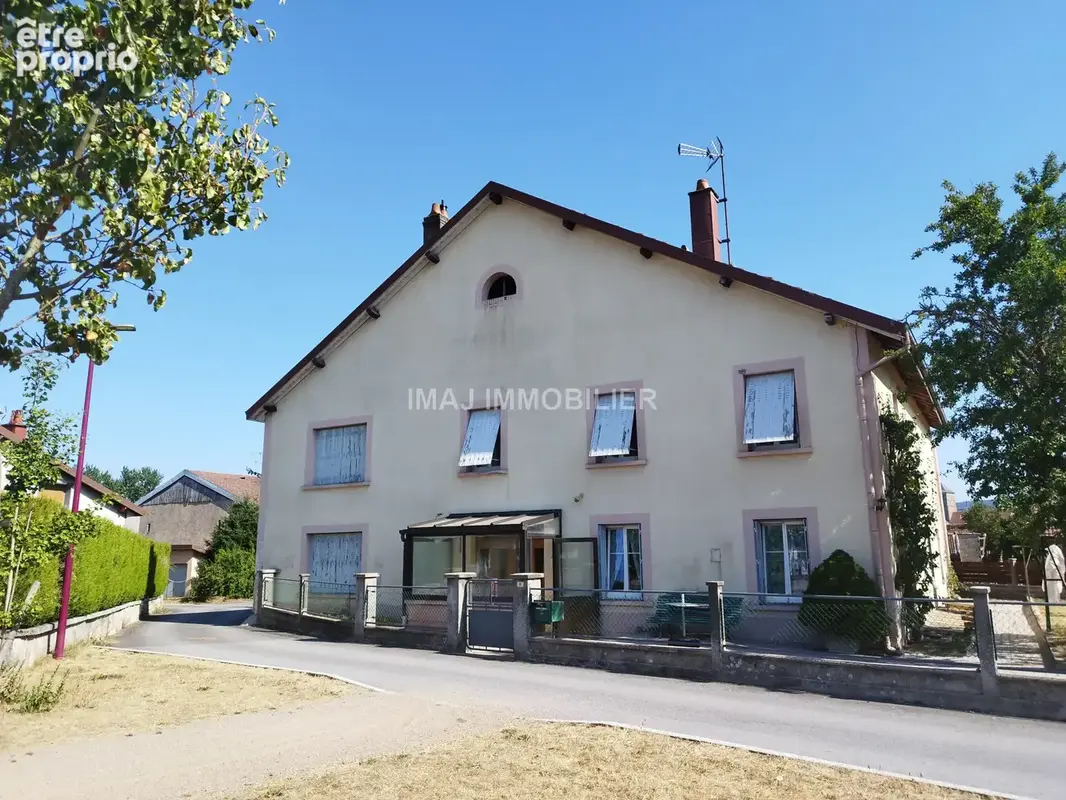 Photo Maison à Champ-Le-Duc au prix de 166 000€