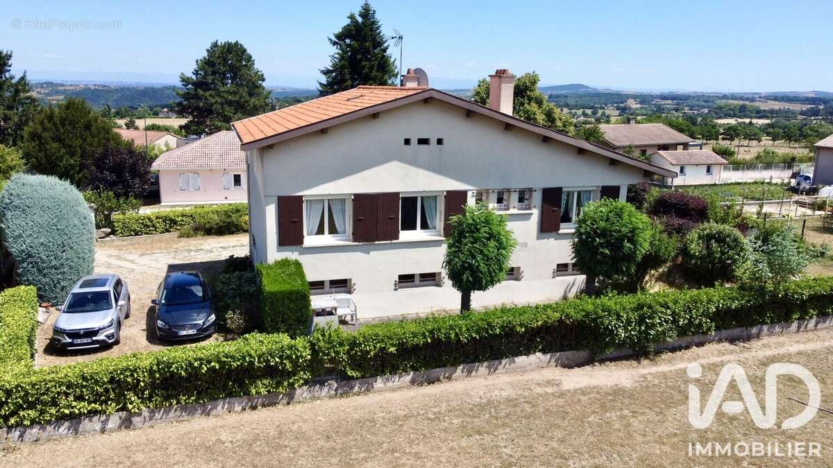 Maison 120 m² à Roiffieux  - photo 6