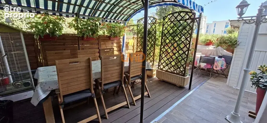 Joli pied à terre avec terrasse-Parking - photo 2