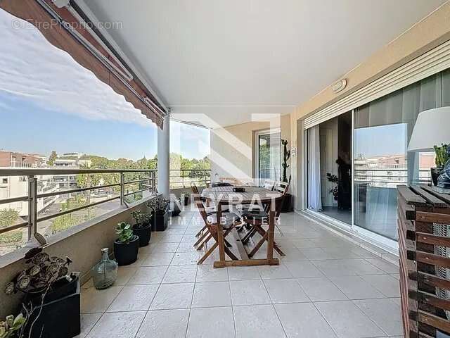 Appartement à SAINT-RAPHAEL