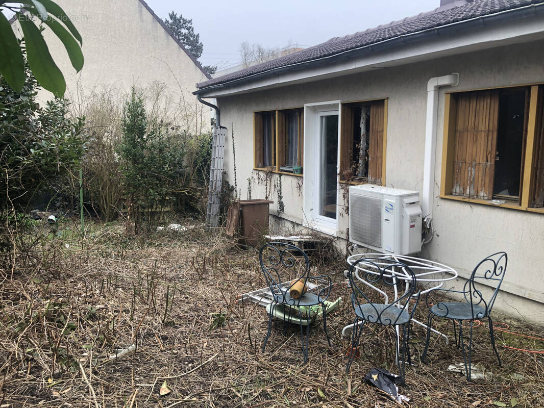 Maison à SAINT-CYR-L&#039;ECOLE