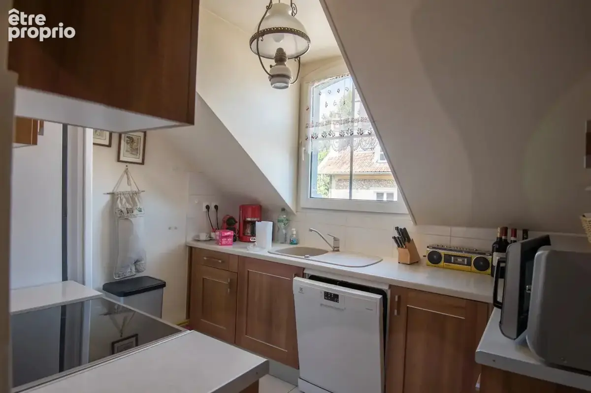 2 pièces dans Bel Immeuble - photo 7