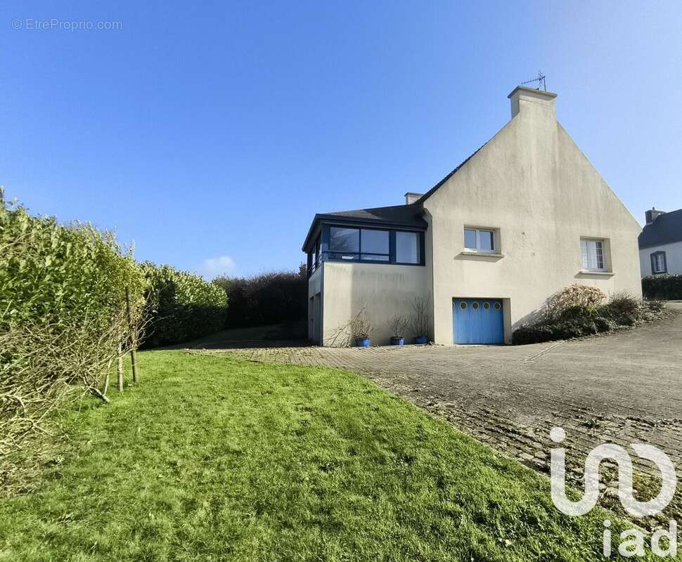 Photo 3 - Maison à PLOMODIERN