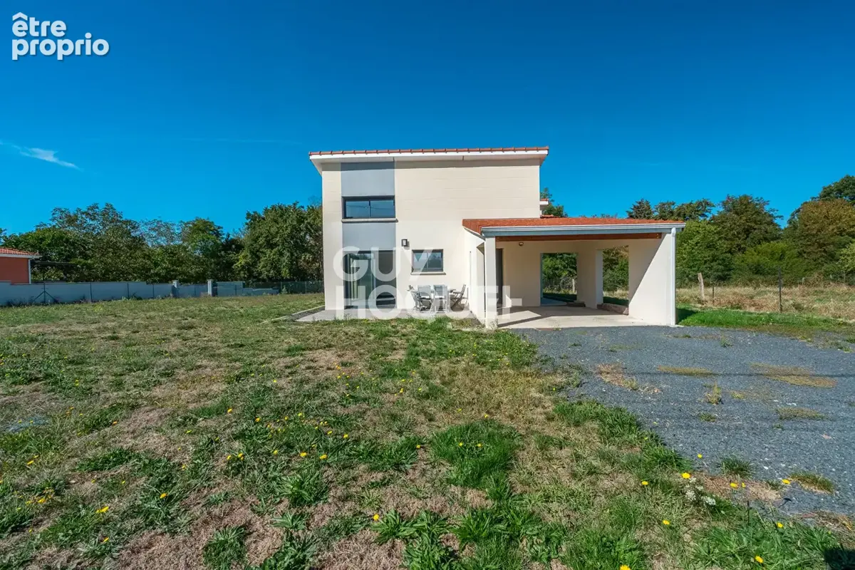Photo Maison à Peschadoires au prix de 260 000€
