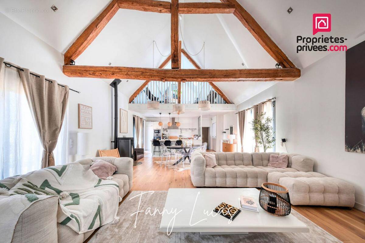 Maison à FONTENAY-LES-BRIIS