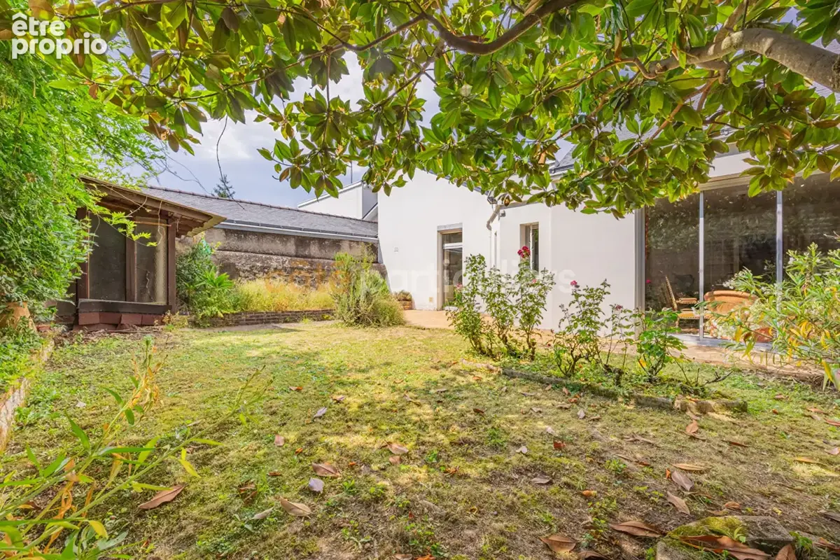 Saint-pasquier - - impasse - - maison 118m2 habitables - - double garage  - - calme - - jardin - - 3 chambres - photo 9