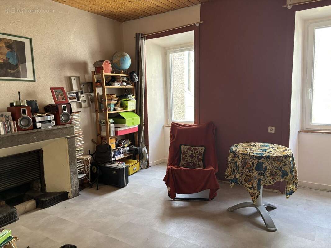 Appartement 90 m² à Poyols  - photo 4