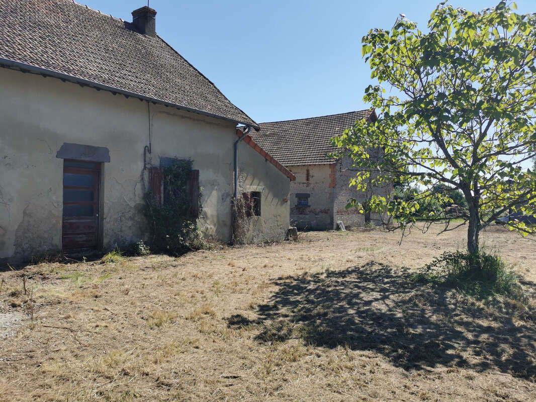 Maison à LUSIGNY