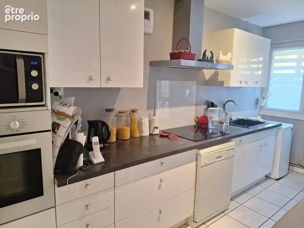 Appartement 4 pièces 95 m² à vendre à Sainte-Foy-Les-Lyon (69110) - photo 3