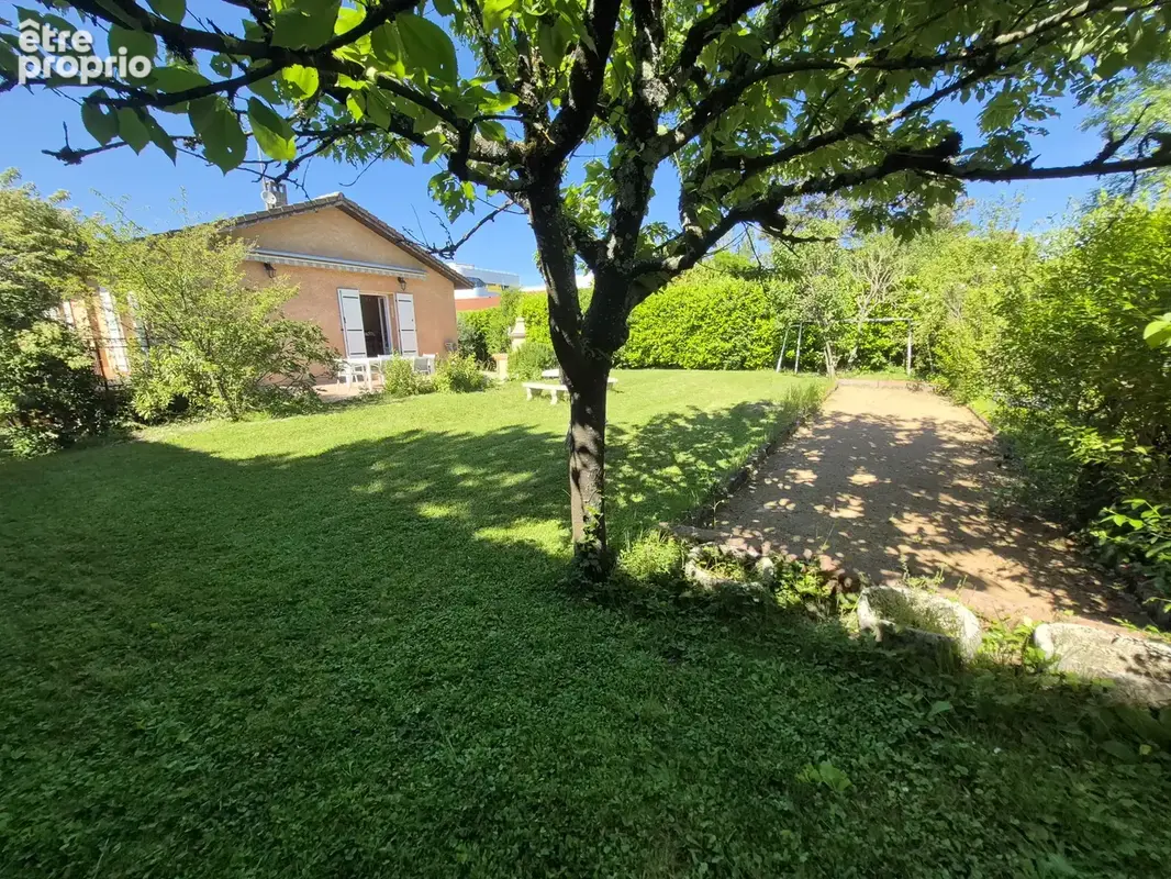 Maison à CHAMPAGNE-AU-MONT-D'OR