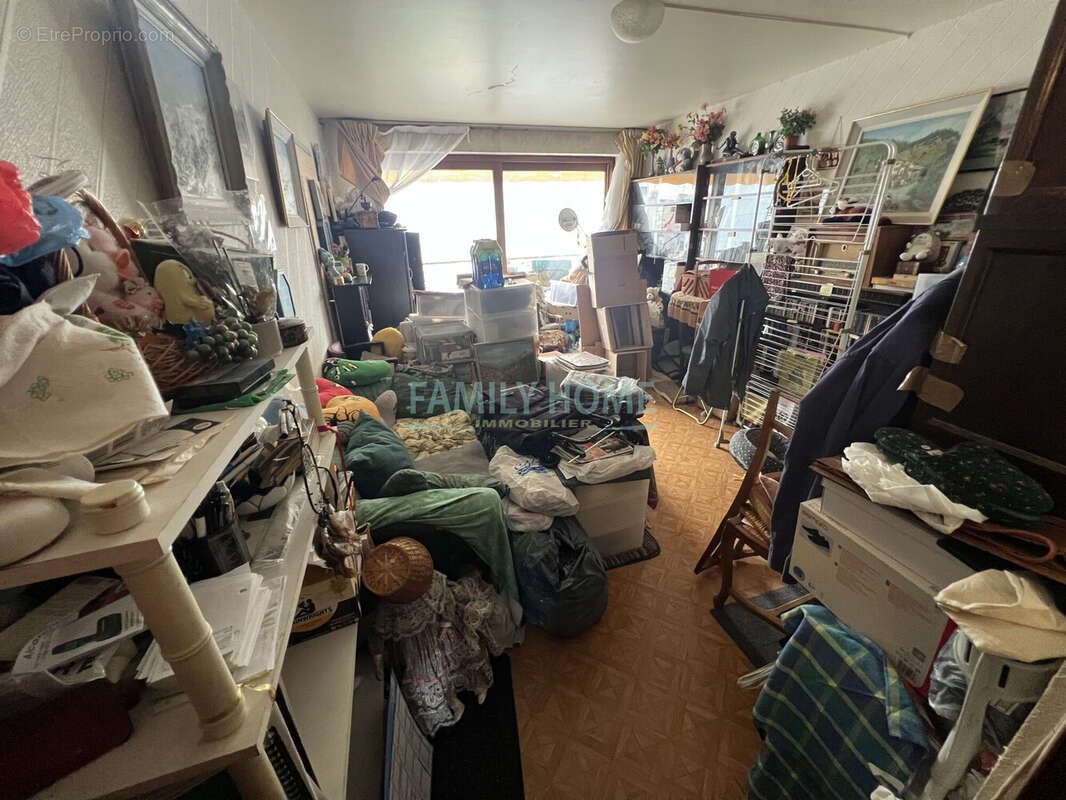 Appartement à PARIS-14E