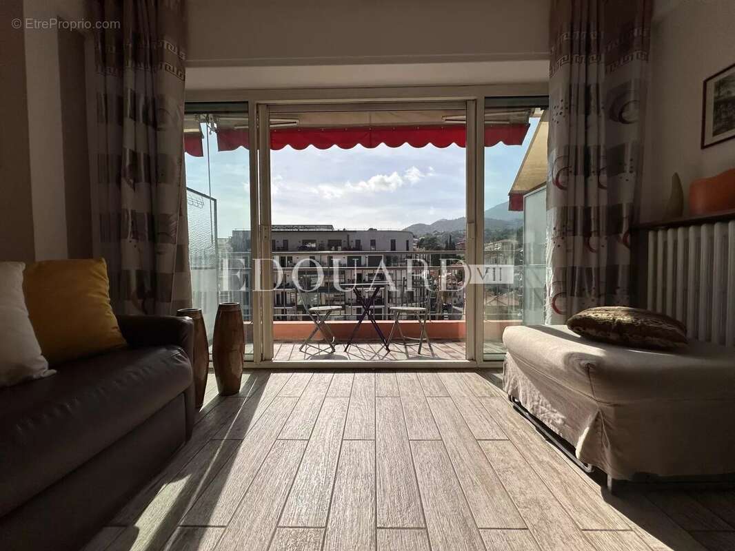 Appartement à MENTON