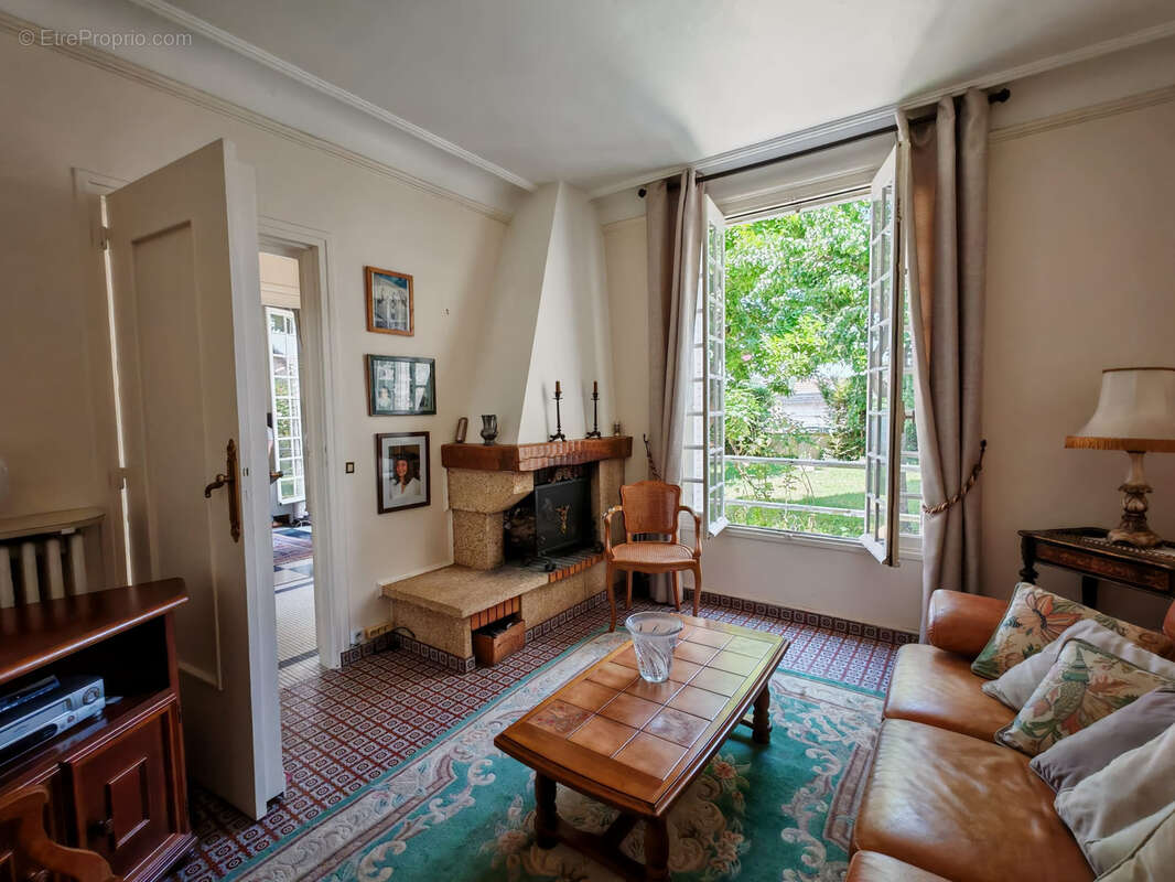 Maison à VERSAILLES