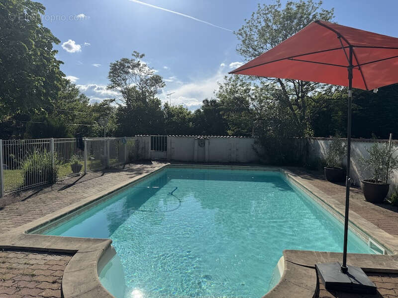 Maison à RIOUX-MARTIN