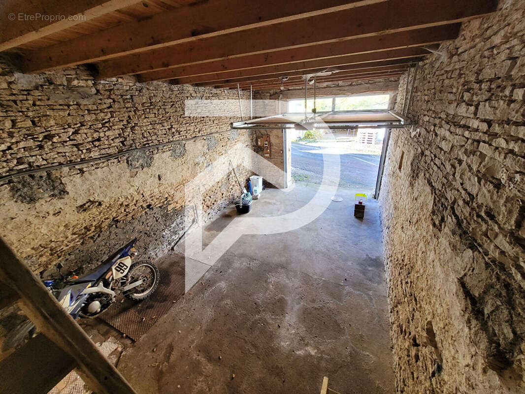 Maison à MARNAY-SUR-MARNE