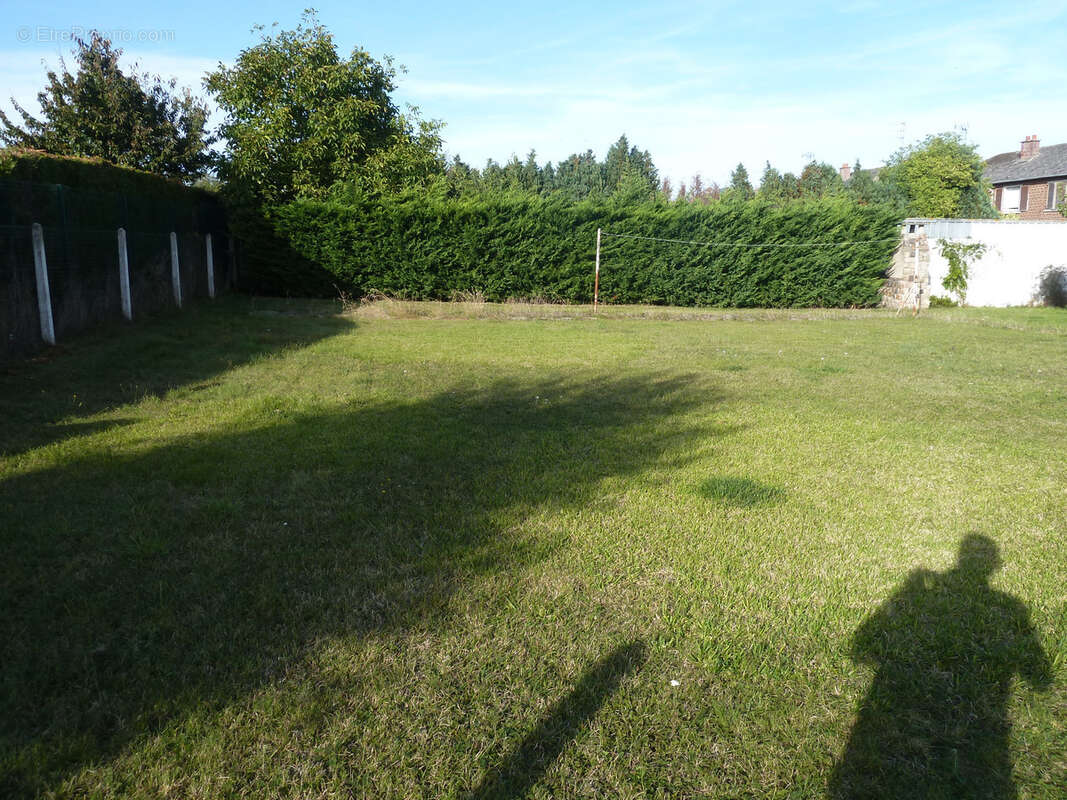 Terrain à RAILLENCOURT-SAINTE-OLLE