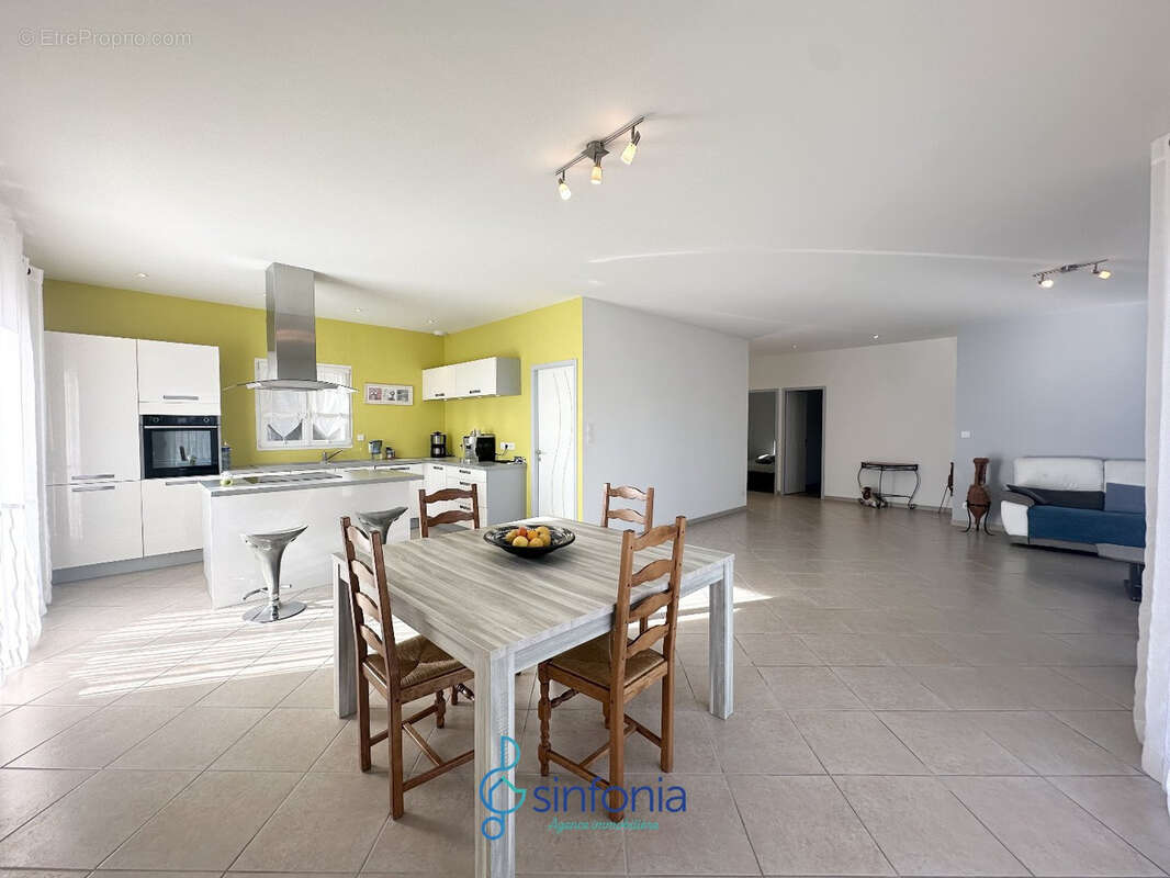 Maison à MARTIGNARGUES