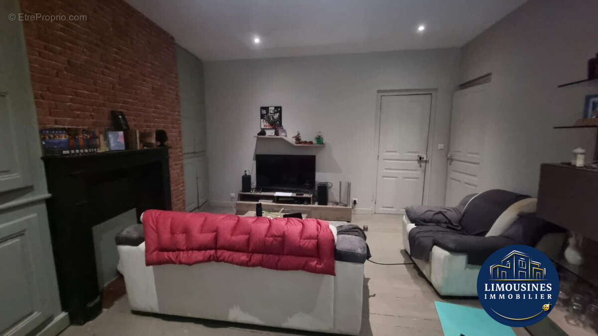 Appartement à ARPAJON-SUR-CERE