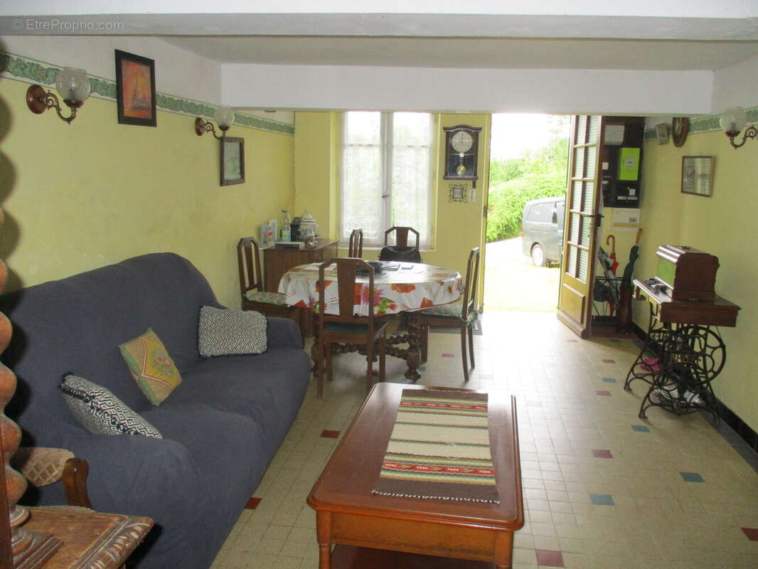 Maison à CHATEAU-CHINON(VILLE)