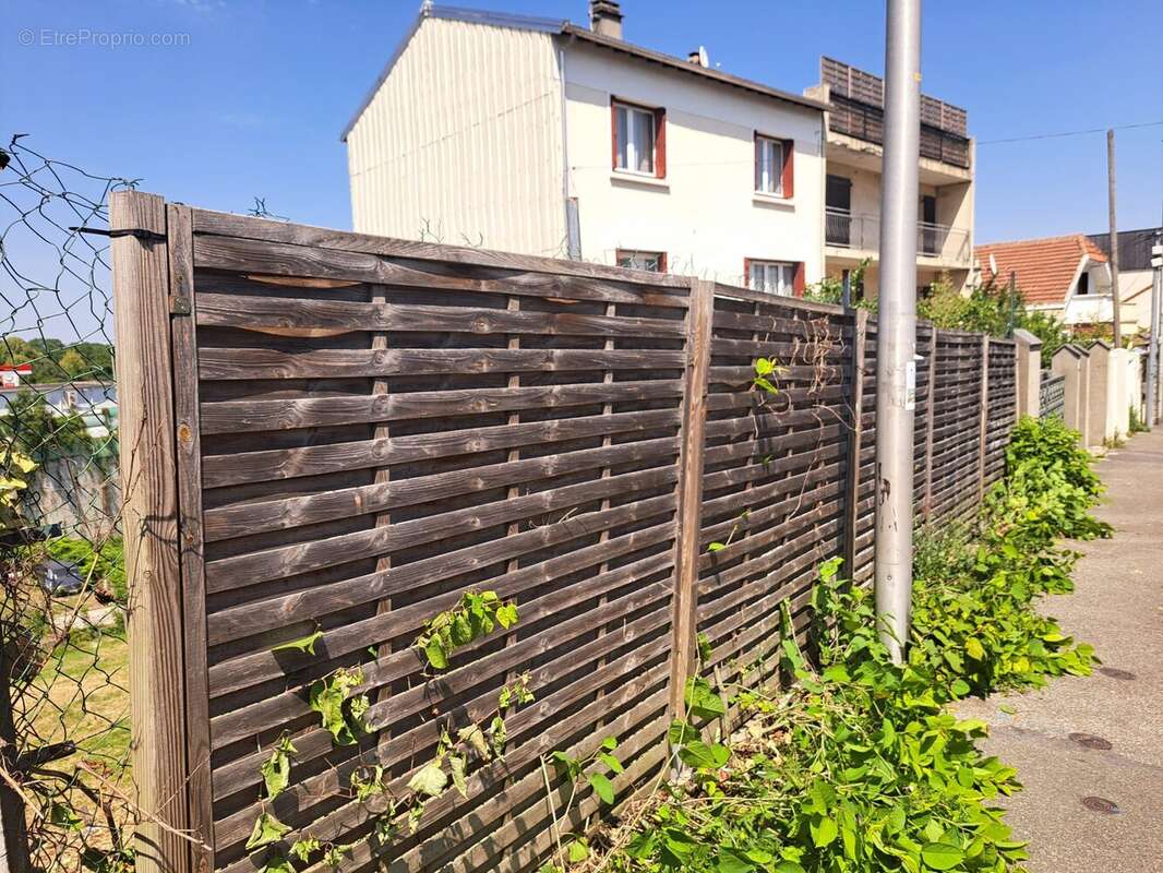 Terrain 440 m² à Noisy-Le-Sec  - photo 2
