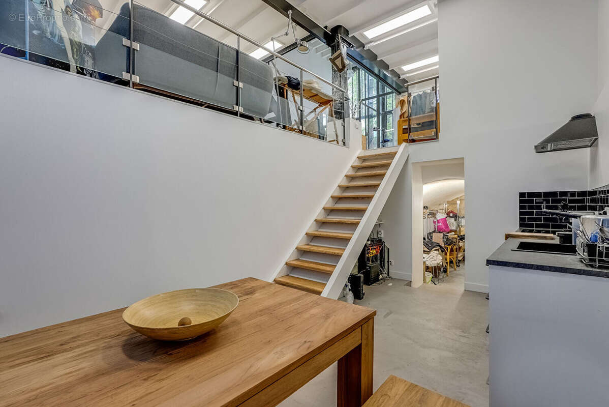 Appartement à PARIS-11E