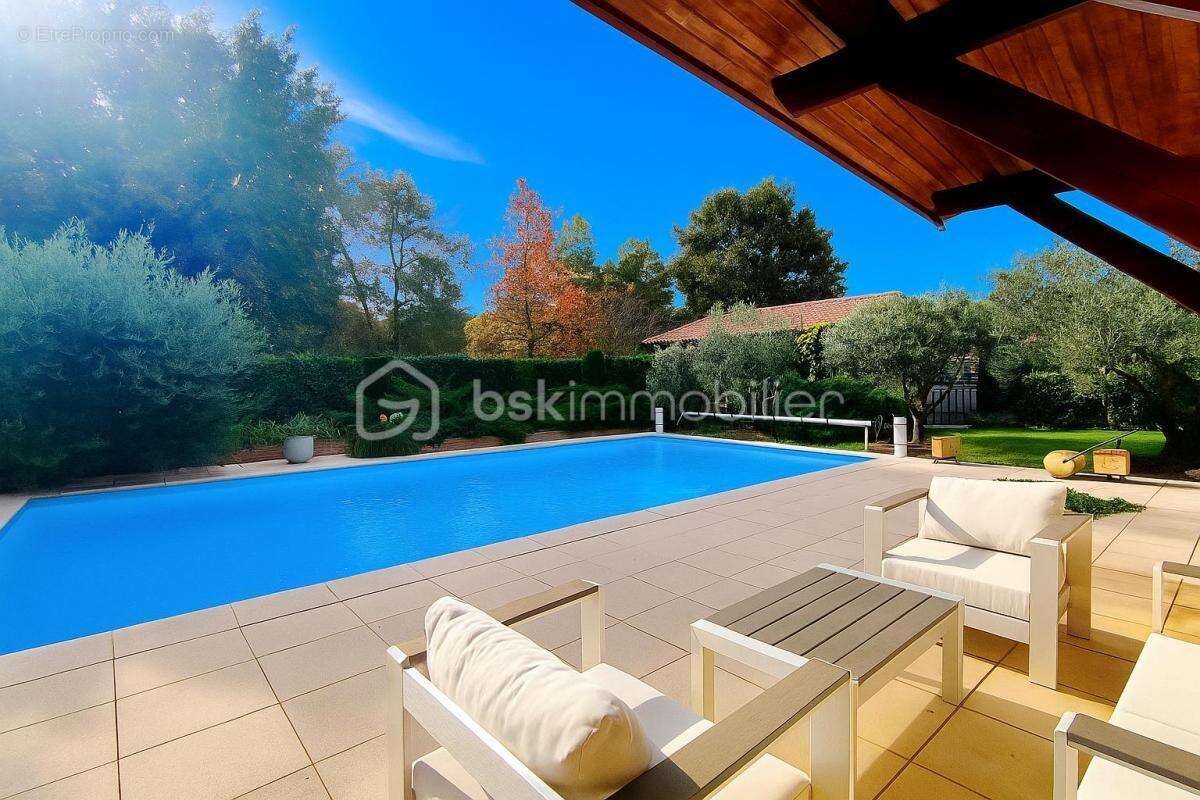 Maison à GUJAN-MESTRAS