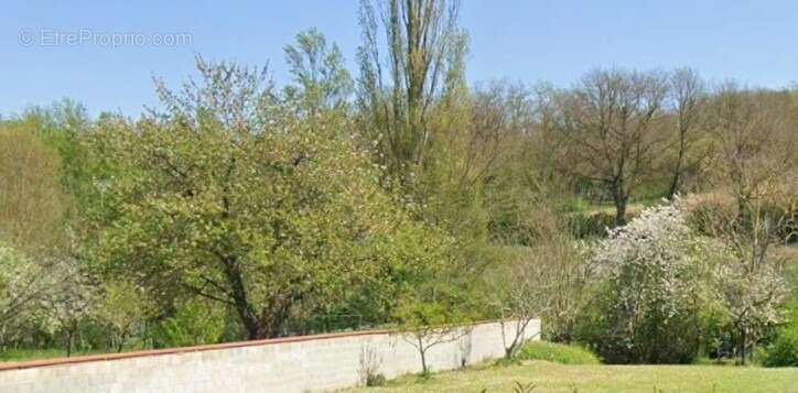 Terrain à GAILLAC-TOULZA